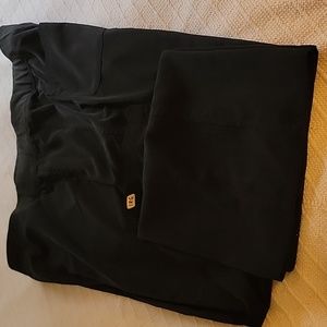 Black Scrubs pants.Elevate by IRG.size:3x petite